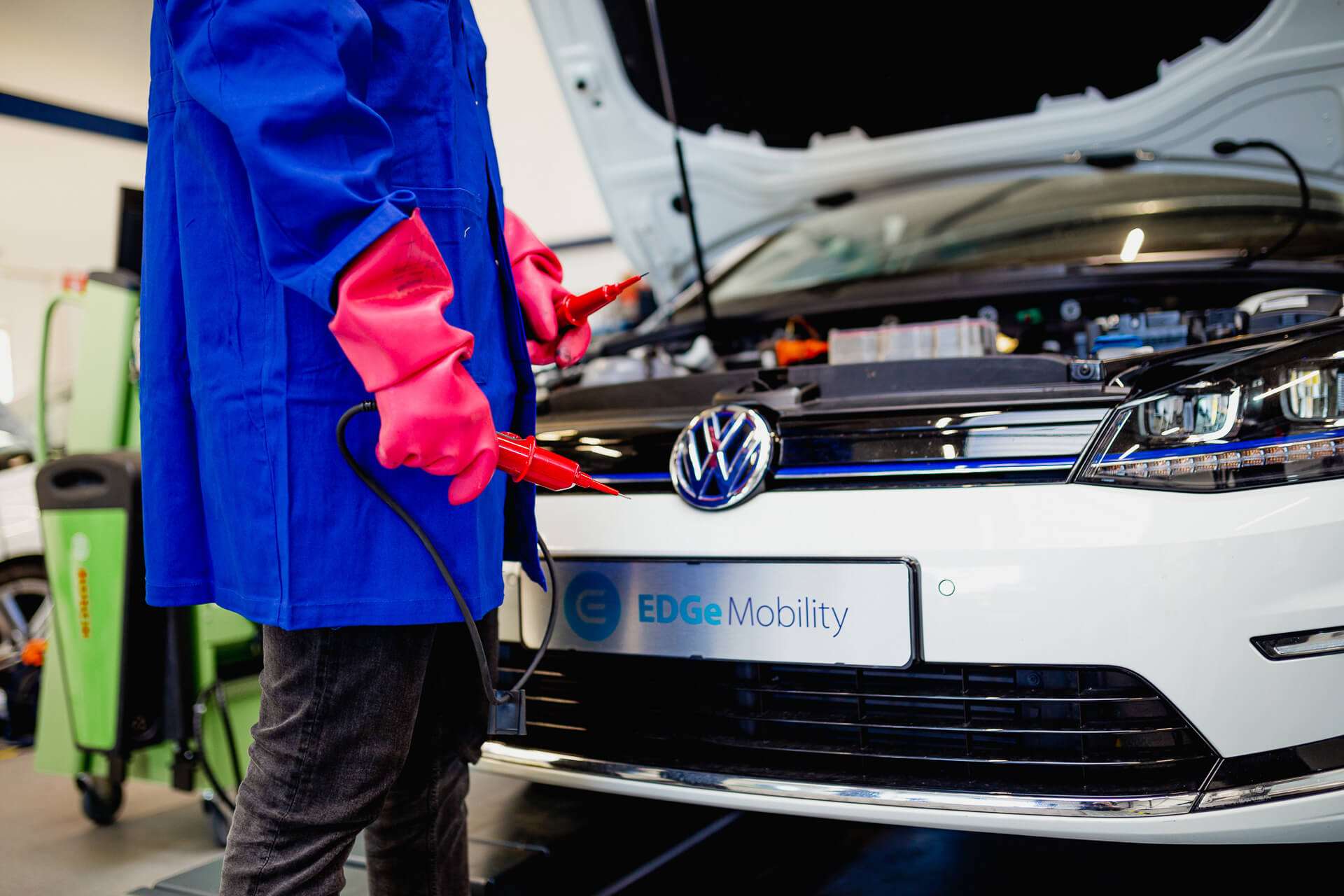 Elektrische-en-hybride | Autobedrijf Van Geel in HOEVEN